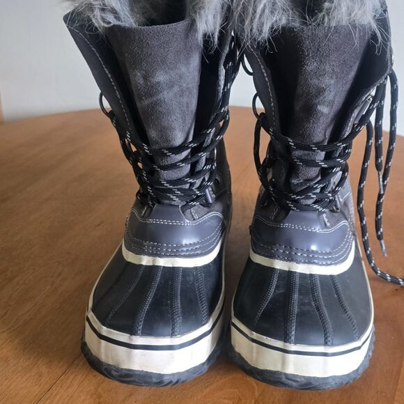 Women’s Winter Boots – Outbound – Size 9 US - Picture 3 of 4